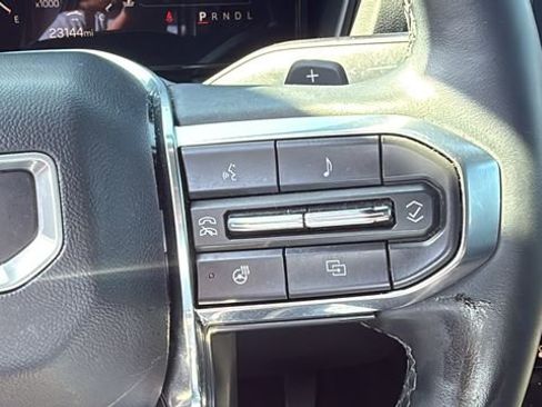 Used 2025 GMC Terrain Elevation AWD/4WD image 18