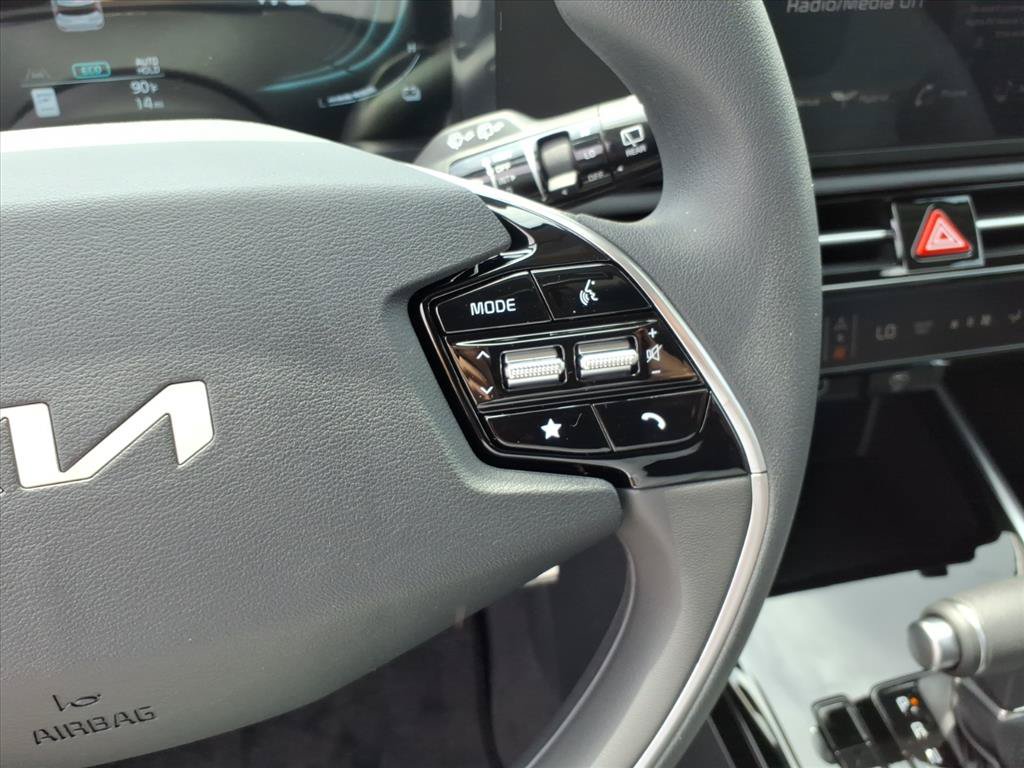 New 2026 Kia Niro LX FWD image 21