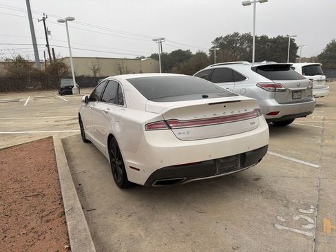 Used 2020 Lincoln MKZ Reserve w/ Monochromatic Package image 6