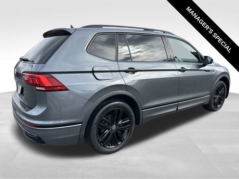 Used 2022 Volkswagen Tiguan SE R-Line image 7