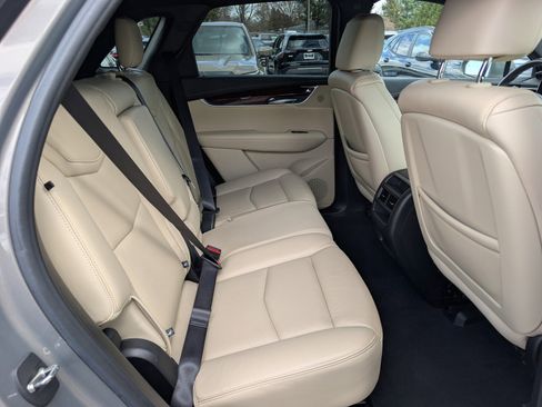 Used 2019 Cadillac XT5 Luxury image 12