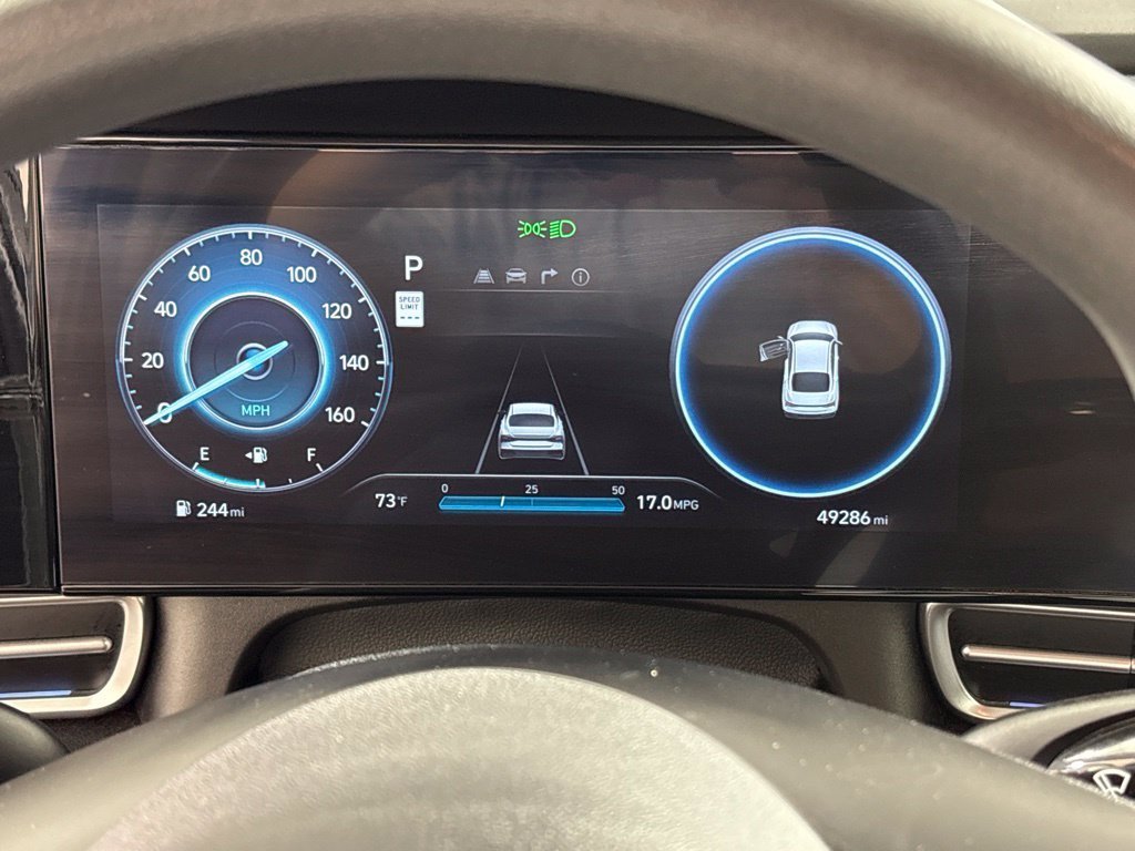 Used 2024 Hyundai Elantra SEL FWD image 32