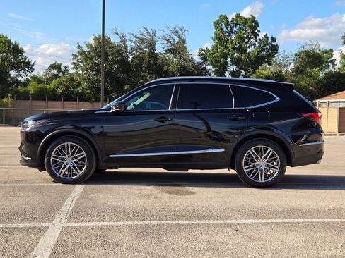 Used 2024 Acura MDX SH-AWD w/ Advance Package image 7