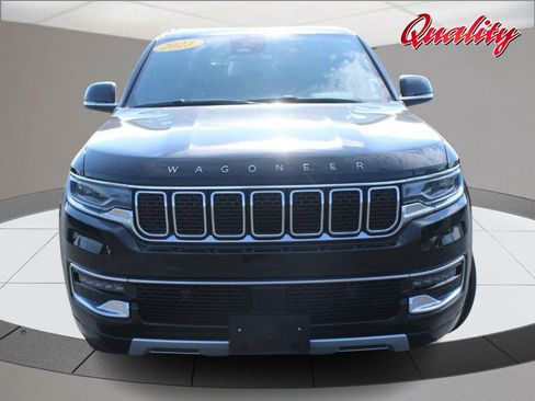 Used 2023 Jeep Wagoneer L Series II image 10