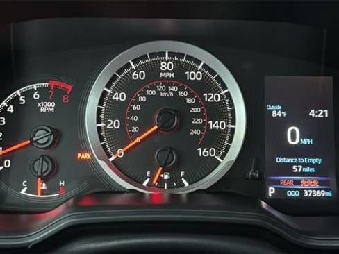 Used 2022 Toyota Corolla Cross LE AWD/4WD image 22