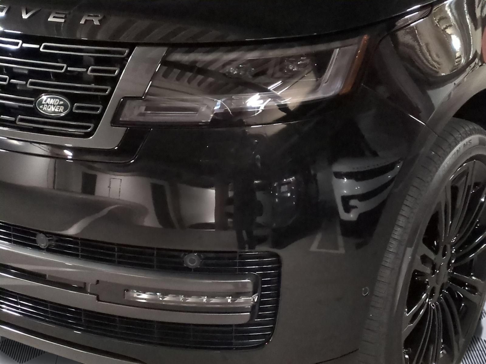 New 2026 Land Rover Range Rover SE AWD/4WD image 10