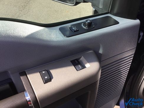 Used 2015 Ford F350 XLT image 48