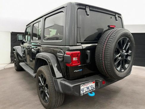 Used 2023 Jeep Wrangler Unlimited Sahara image 18