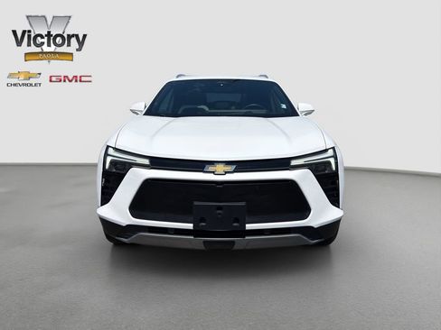 Used 2024 Chevrolet Blazer EV LT AWD/4WD image 2