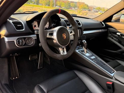 Used 2016 Porsche Cayman RWD image 15