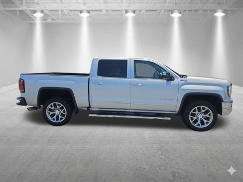 Used 2018 GMC Sierra 1500 SLT w/ SLT Premium Package AWD/4WD image 2