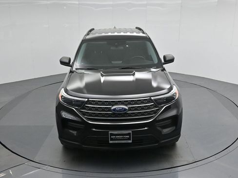 Certified 2022 Ford Explorer XLT image 41