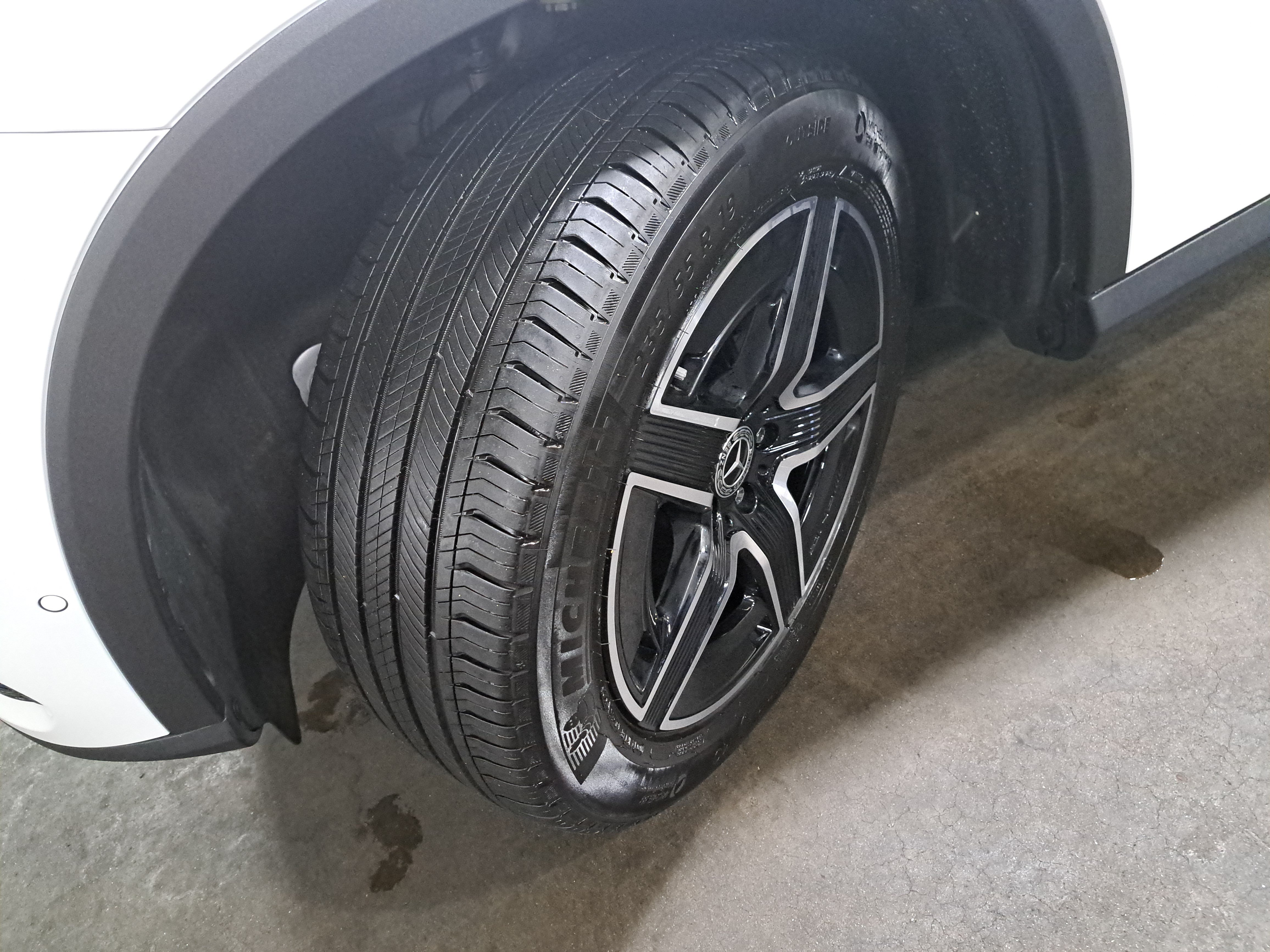Used 2026 Mercedes-Benz GLC 300 4MATIC image 34