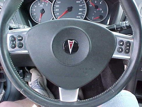 Used 2007 Pontiac Grand Prix GT w/ Special Edition Package FWD image 29