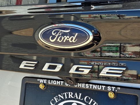 Used 2022 Ford Edge SEL w/ Convenience Package AWD/4WD image 29
