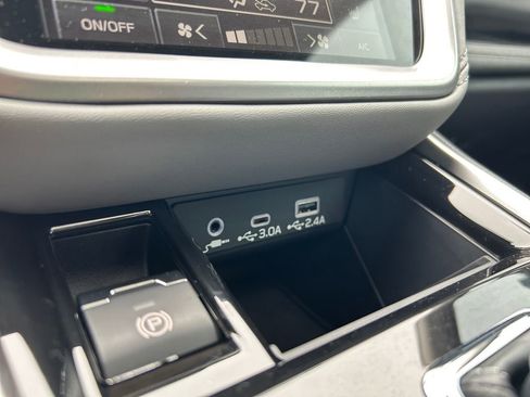 Used 2024 Subaru Outback Limited XT AWD/4WD image 37