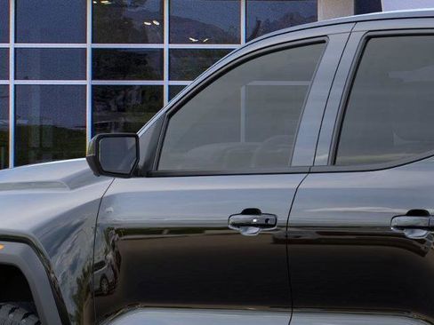 New 2026 GMC Canyon Elevation w/ Convenience Package image 84