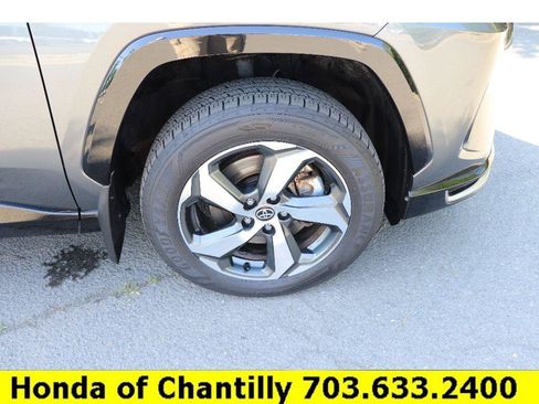 Used 2021 Toyota RAV4 SE w/ Weather & Moonroof Package AWD/4WD image 33