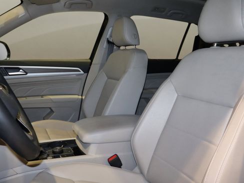 Used 2021 Volkswagen Atlas SEL image 15