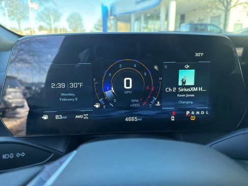 Used 2026 Chevrolet Equinox LT w/ Convenience Package II image 18