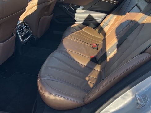 Used 2016 Mercedes-Benz S 550 Sedan image 8