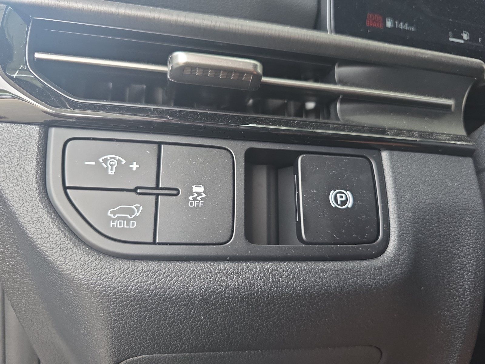Certified 2026 Kia Sportage X-Line w/ X-Line Technology Package AWD/4WD image 27