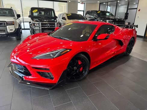 Used 2020 Chevrolet Corvette Stingray Preferred Cpe w/ 2LT Preferred Equipment Group RWD image 5