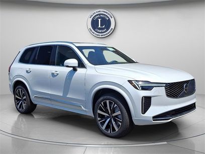 New 2026 Volvo XC90 B5 Core w/ Protection Package