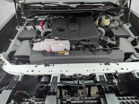 New 2026 Toyota Tundra SR5 AWD/4WD image 16