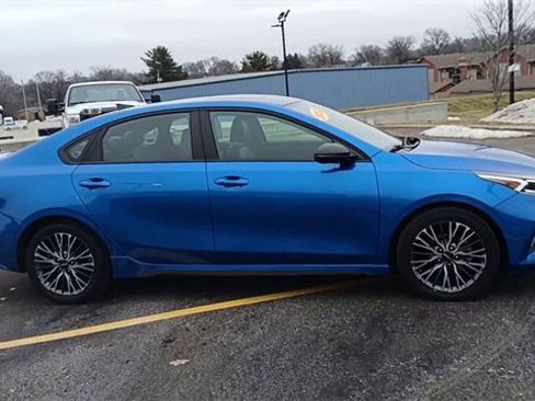 Used 2022 Kia Forte GT-Line w/ GT-Line Premium Package image 4