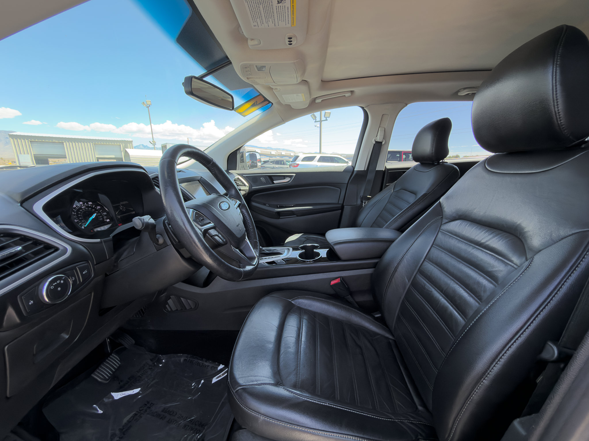 Used 2017 Ford Edge SEL w/ Equipment Group 201A FWD image 10