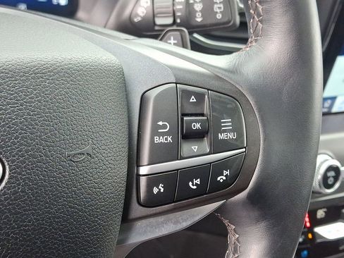 Certified 2020 Ford Explorer Platinum w/ Premium Technology Package image 25