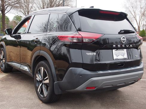 Used 2021 Nissan Rogue SL w/ Premium Package image 5