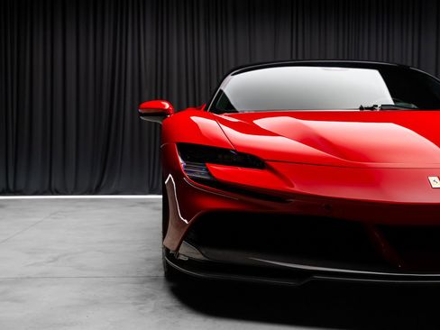 Used 2021 Ferrari SF90 Stradale image 26