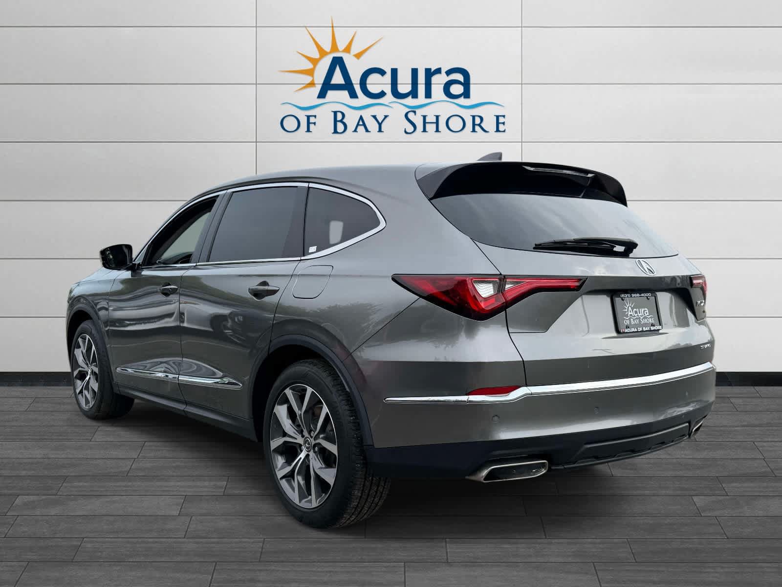 Used 2024 Acura MDX w/ Technology Package AWD/4WD image 4