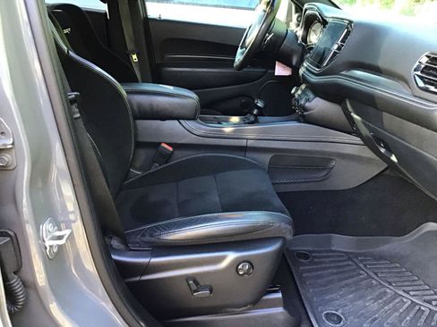 Used 2021 Dodge Durango SRT w/ Technology Group AWD/4WD image 6