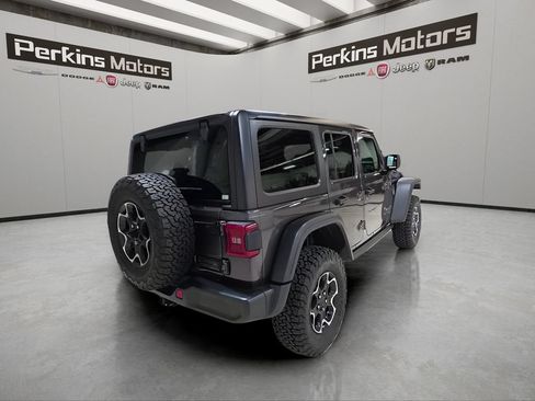 Used 2022 Jeep Wrangler Unlimited Rubicon 4xe w/ Dual Top Group AWD/4WD image 5