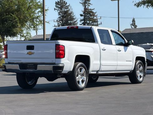 Used 2018 Chevrolet Silverado 1500 LT w/ LT Convenience Package RWD image 2