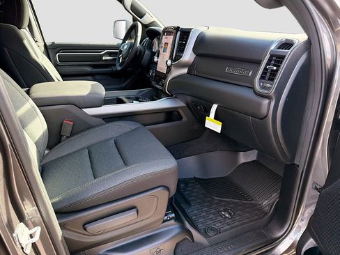 New 2026 RAM 1500 Big Horn AWD/4WD image 14
