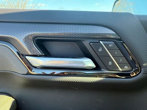 New 2026 Chevrolet Silverado 1500 ZR2 image 32