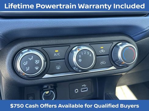 New 2025 Nissan Versa SV w/ Trunk Package image 6