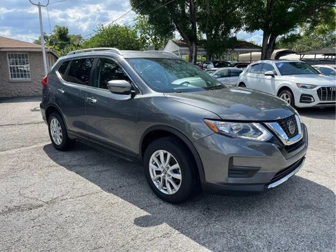 Used 2020 Nissan Rogue SV AWD/4WD image 3