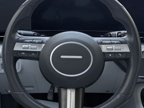 Used 2025 Hyundai Kona SEL AWD/4WD image 18