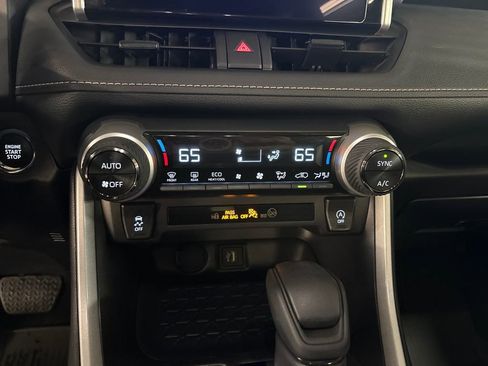 Certified 2025 Toyota RAV4 XLE AWD/4WD image 18