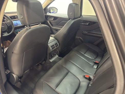Used 2020 Jaguar F-PACE Premium image 21