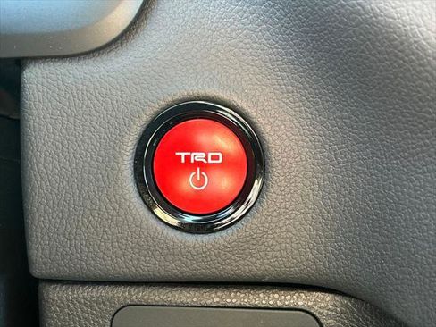 Certified 2025 Toyota Sequoia 4WD image 36