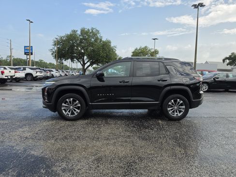 Used 2025 Chevrolet Equinox LT w/ Convenience Package II FWD image 9