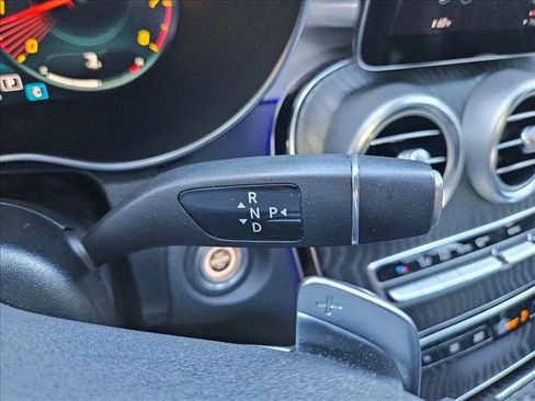 Used 2022 Mercedes-Benz GLC 300 image 12