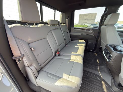 New 2026 GMC Sierra 2500 SLT w/ SLT Premium Package AWD/4WD image 20