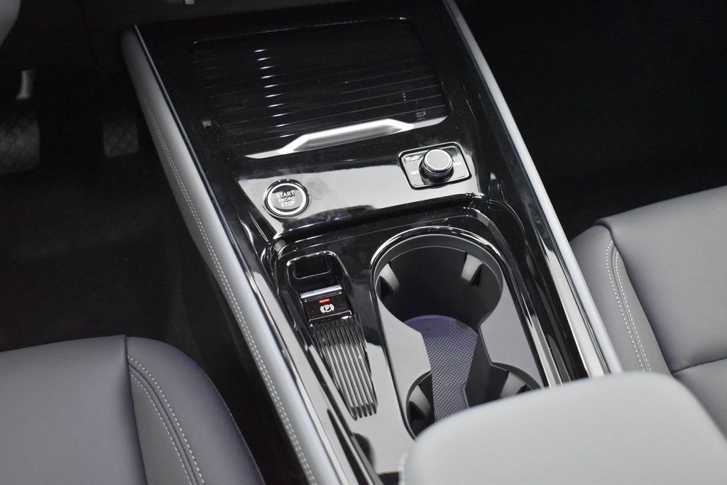 New 2026 Audi Q3 quattro 2.0T AWD/4WD image 16